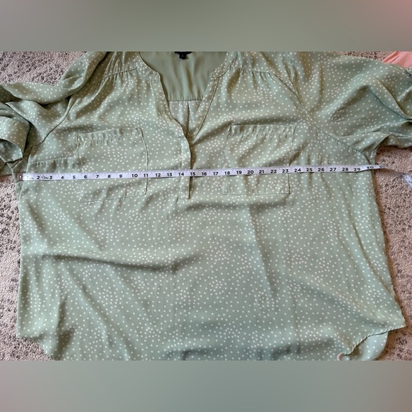 Torrid Lot of 2 Blouses Sz 5 - Picture 10 of 11